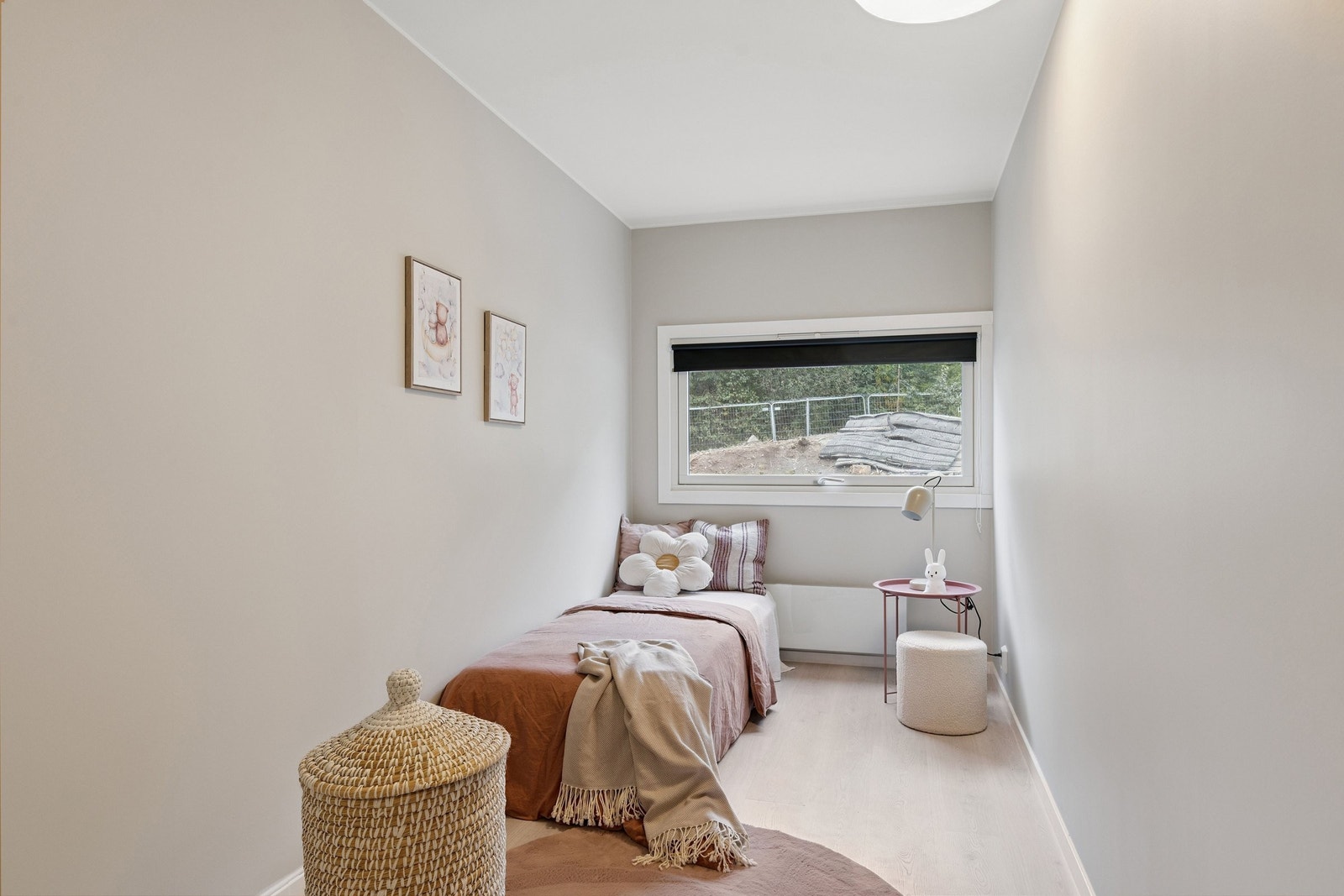 Lyst og fint soverom Galleribilde