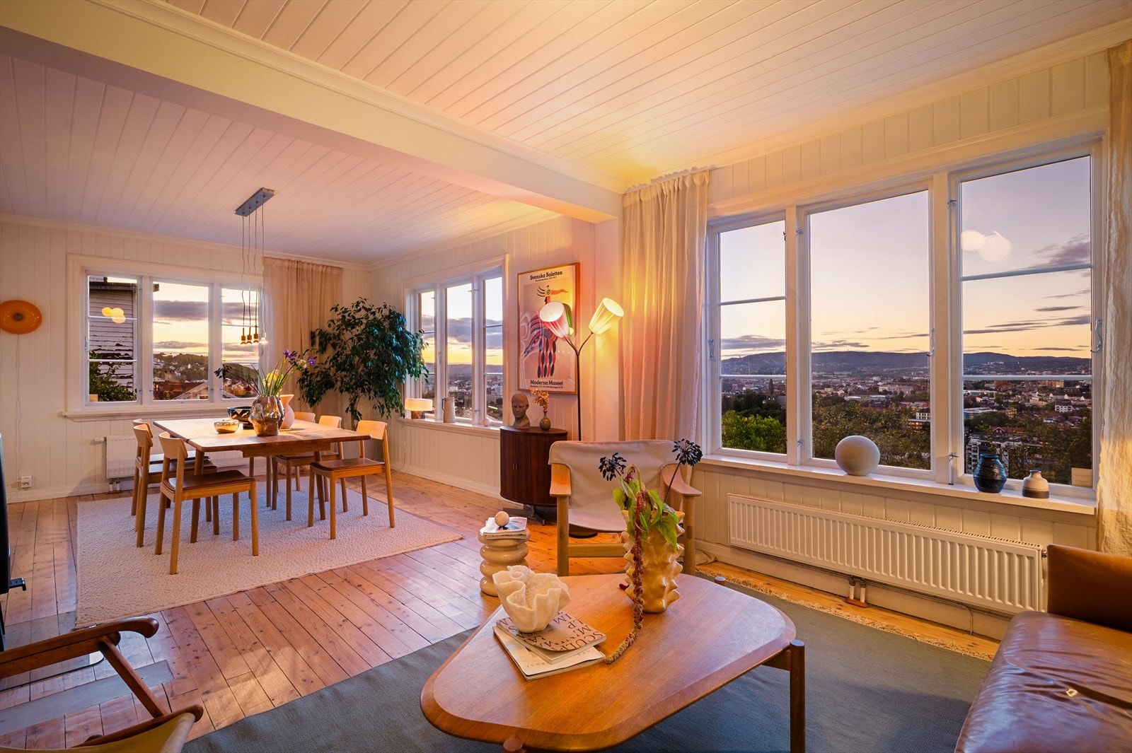 Upåklagelig utsikt mot flere himmelretninger. Galleribilde