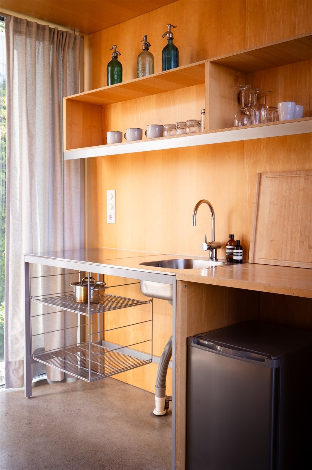 Det er montert kjøkken annekset. Galleribilde