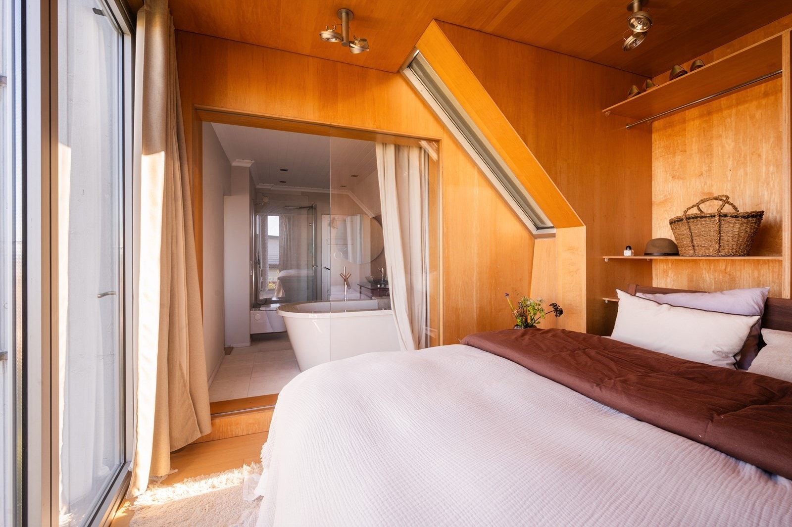 Direkte forbindelse til et stort bad. Galleribilde