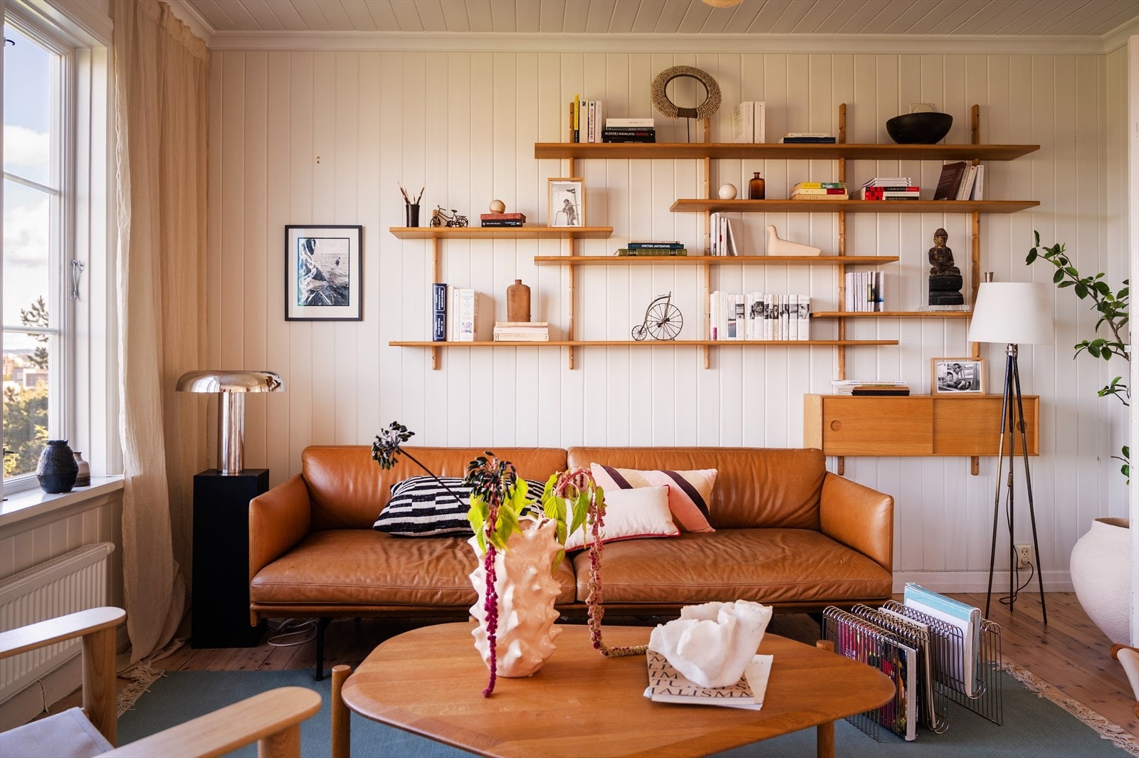 Her har du plass til sofaseksjon og tilhørende møblement. Galleribilde