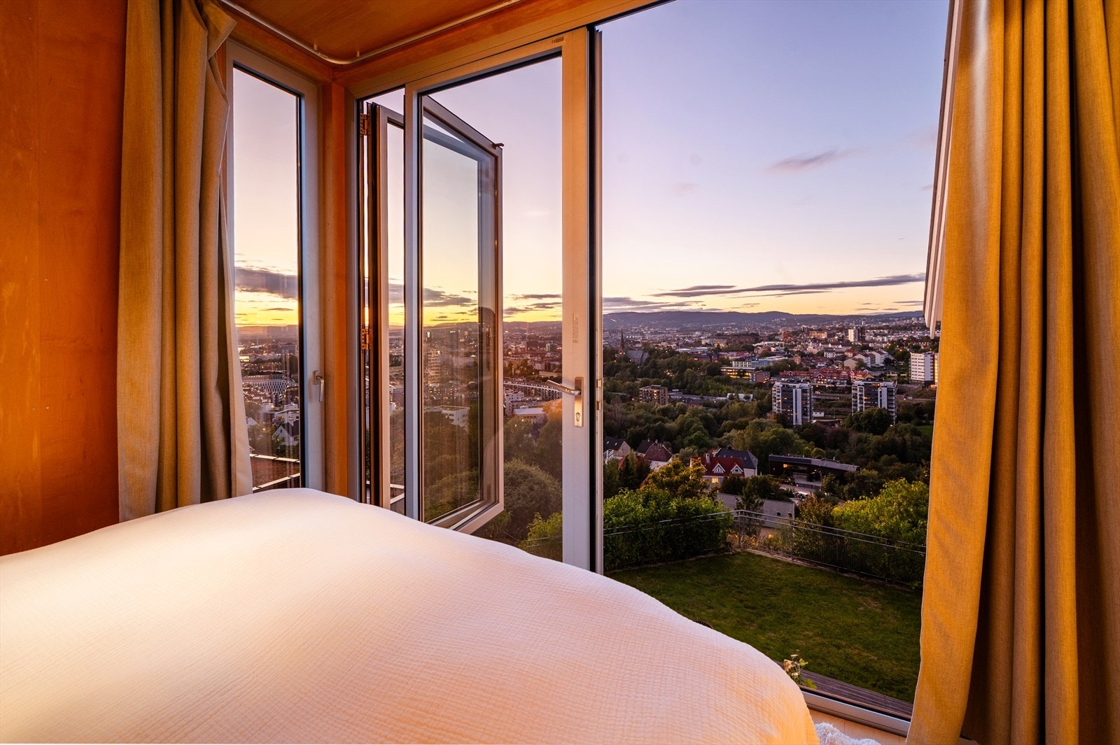 Fantastisk utsikt også fra soverommet. Galleribilde