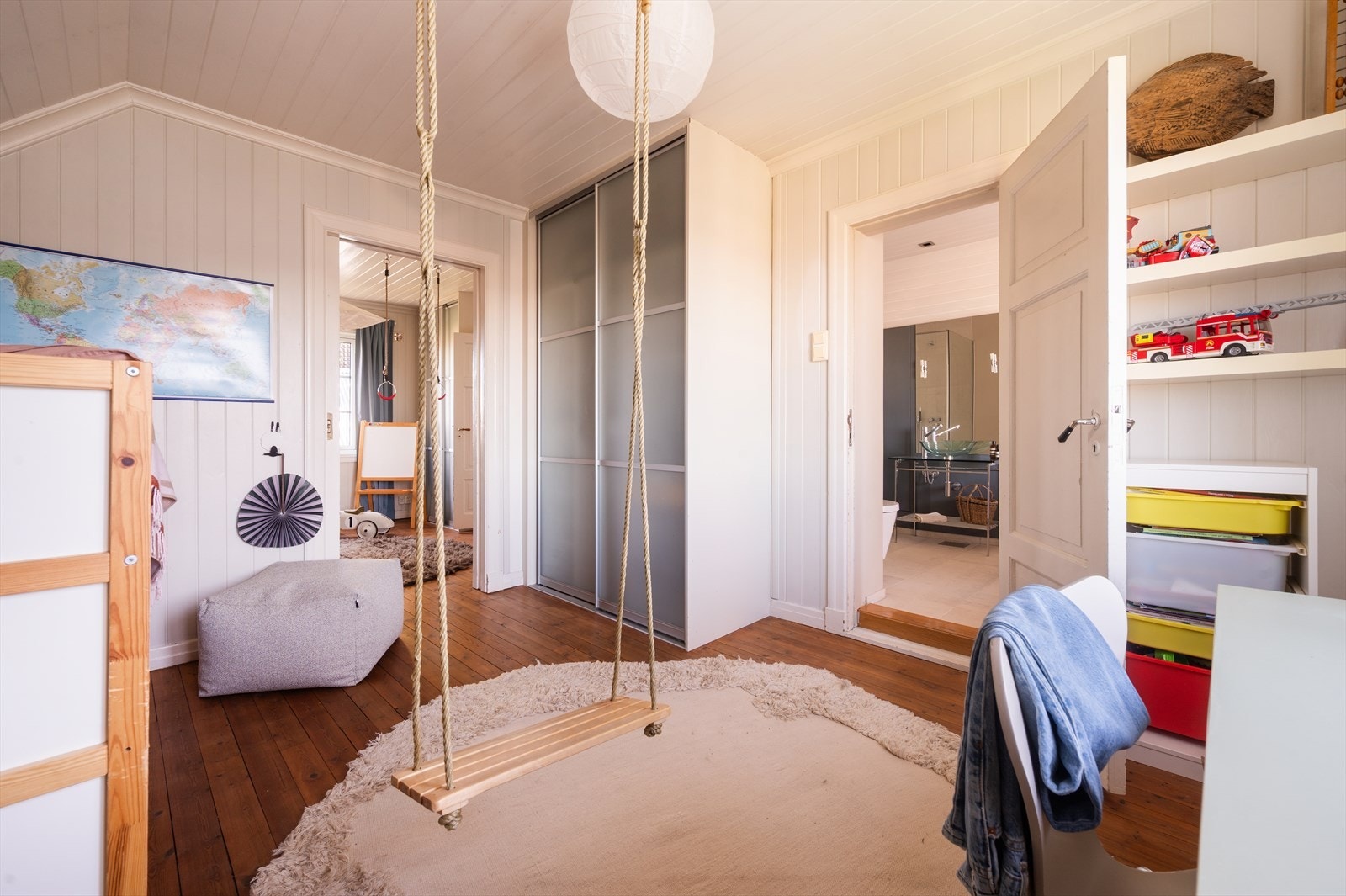 Her er det svært god plass til å innrede etter behov og ønske. Galleribilde