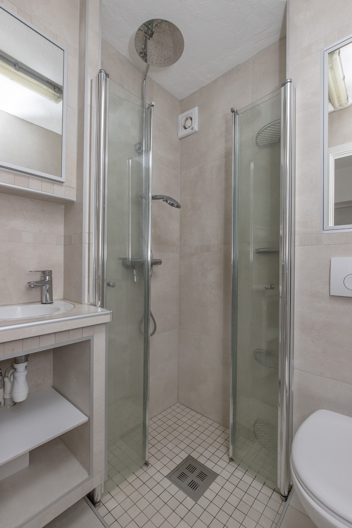 Badet i underetasjen er fra 2019. Galleribilde