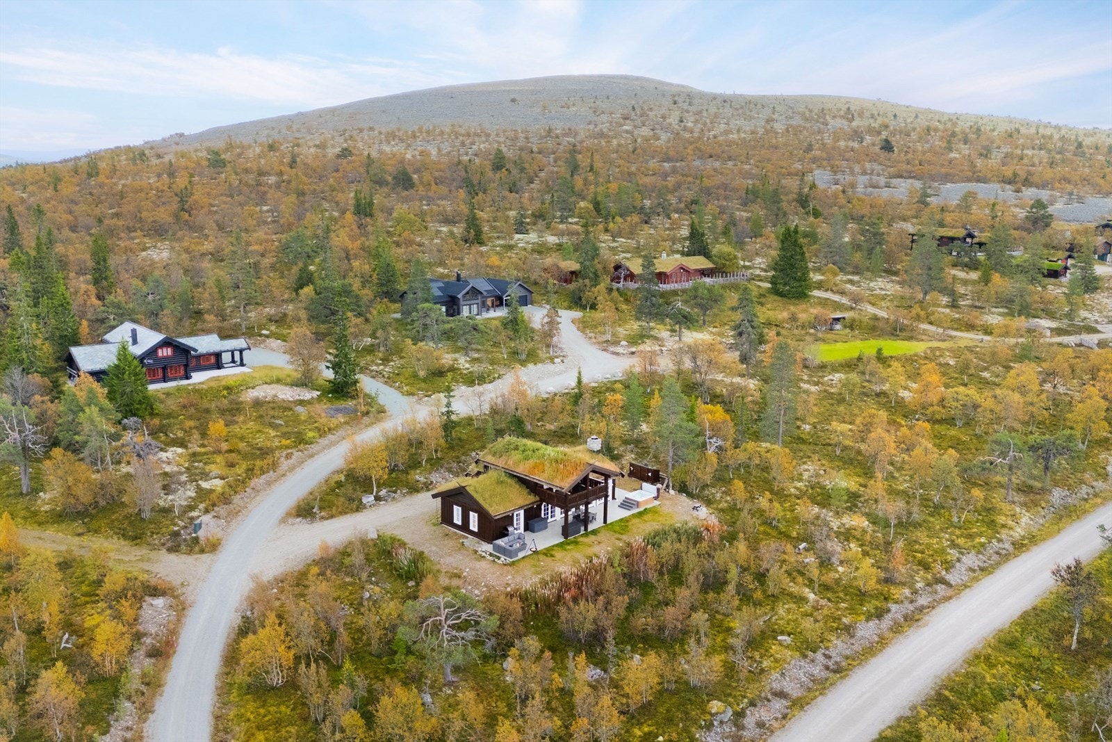 Med fantastiske skiforhold, jakt-og fiskemuligheter, samt muligheten for nydelige fjellturer, bærplukking og sykkelturer om sommeren, er dette et eldorado for den aktive familien året rundt. Galleribilde