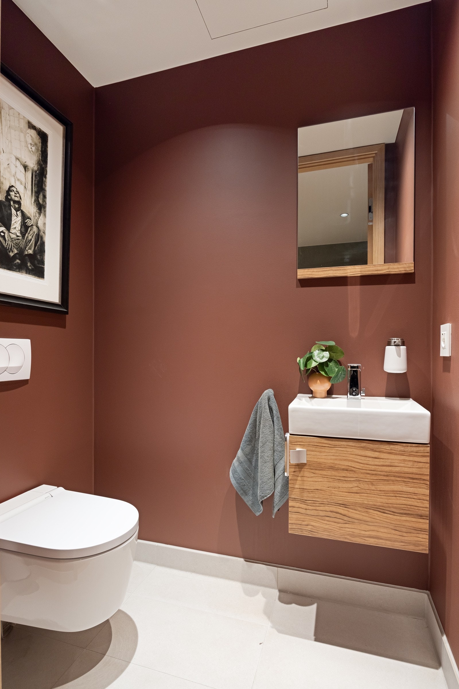 Lekkert, separat toalettrom. Galleribilde