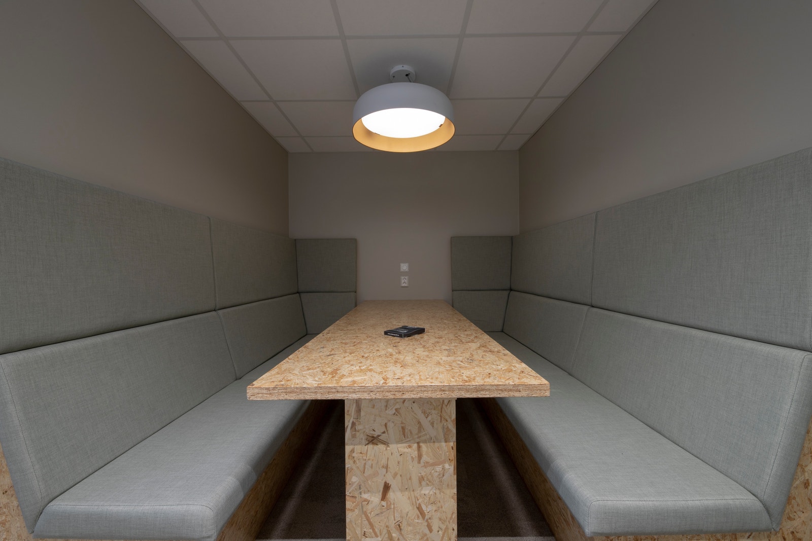 Bilder fra 2. etg - Oppusset lokale for leietaker. Galleribilde