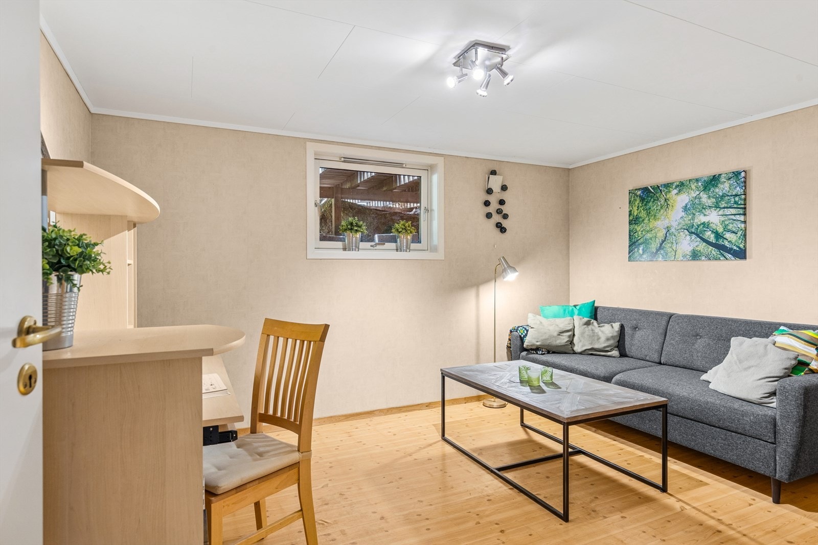 Innredet stue (registret som "Disp.rom") Galleribilde