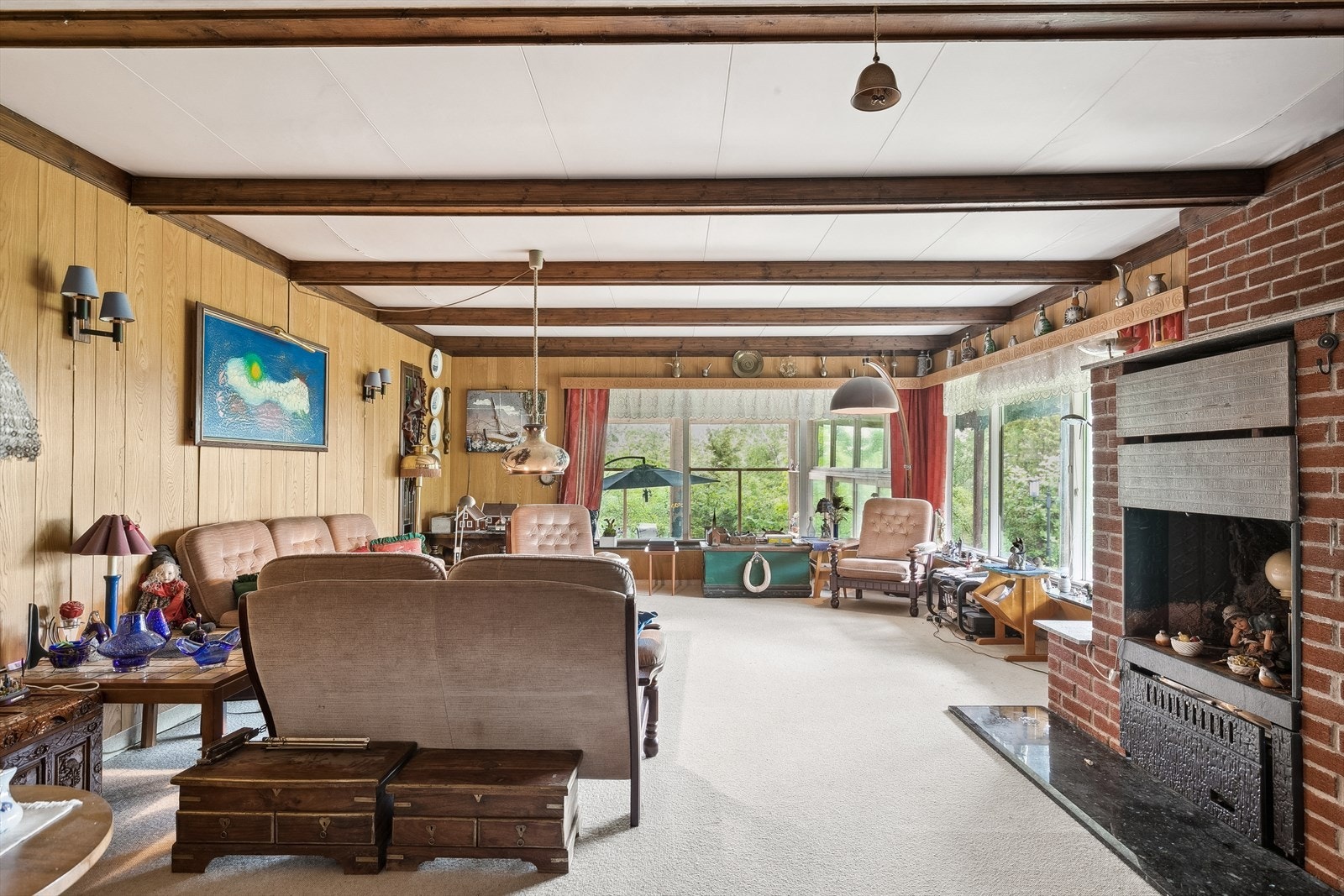 Arkitekttegnet bolig, med flere originale detaljer. Galleribilde