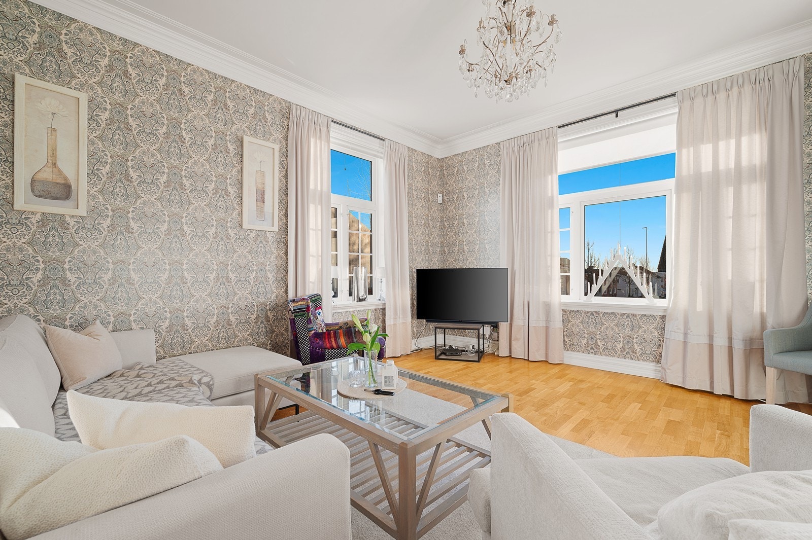 En stor flott bolig midt i sentrum Galleribilde