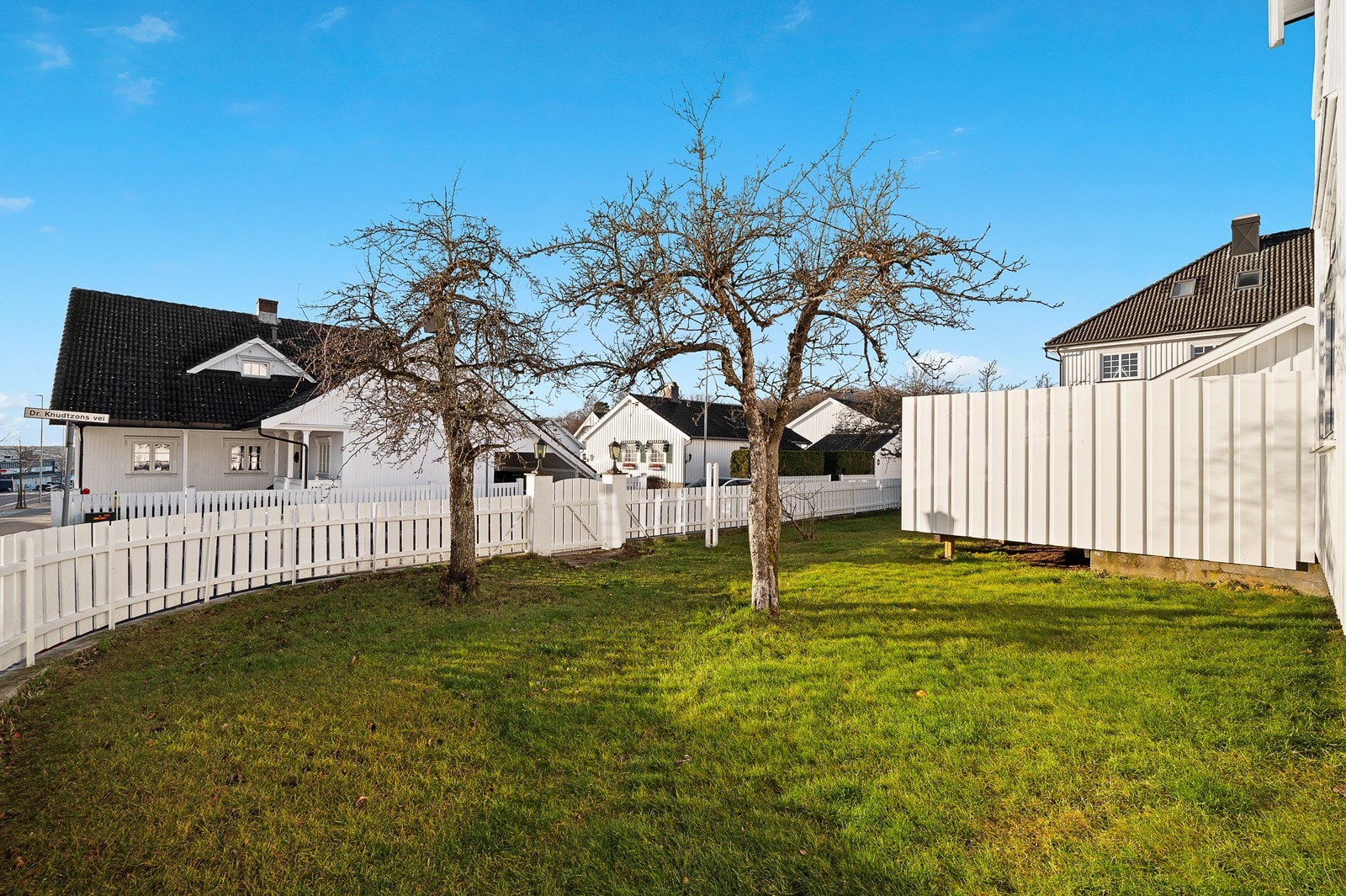 Hage til lek, morro, kos og hygge Galleribilde