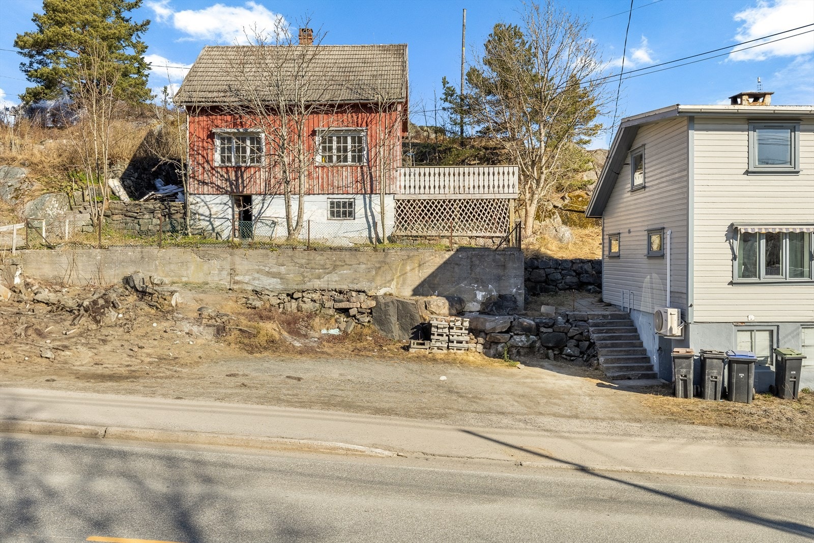 Godt med parkeringsplass tilknyttet eiendommen Galleribilde
