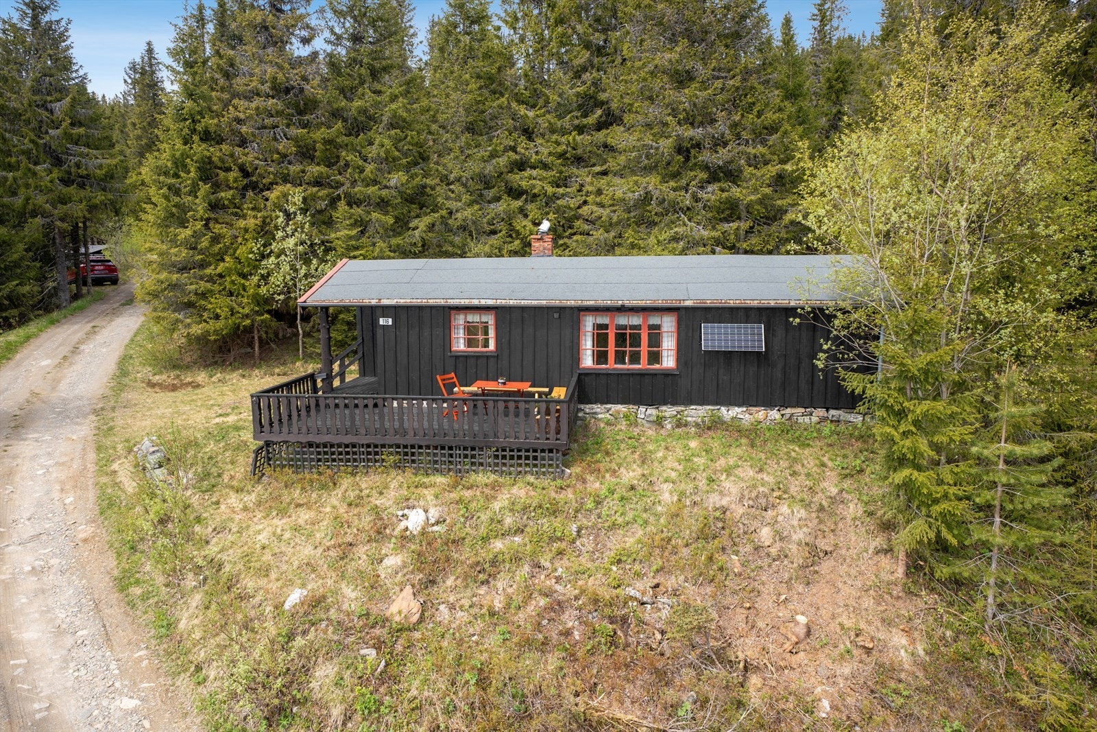 DNB Eiendom v/Joachim Lauritsen har gleden av å presentere Oppåstøvegen 116! Galleribilde