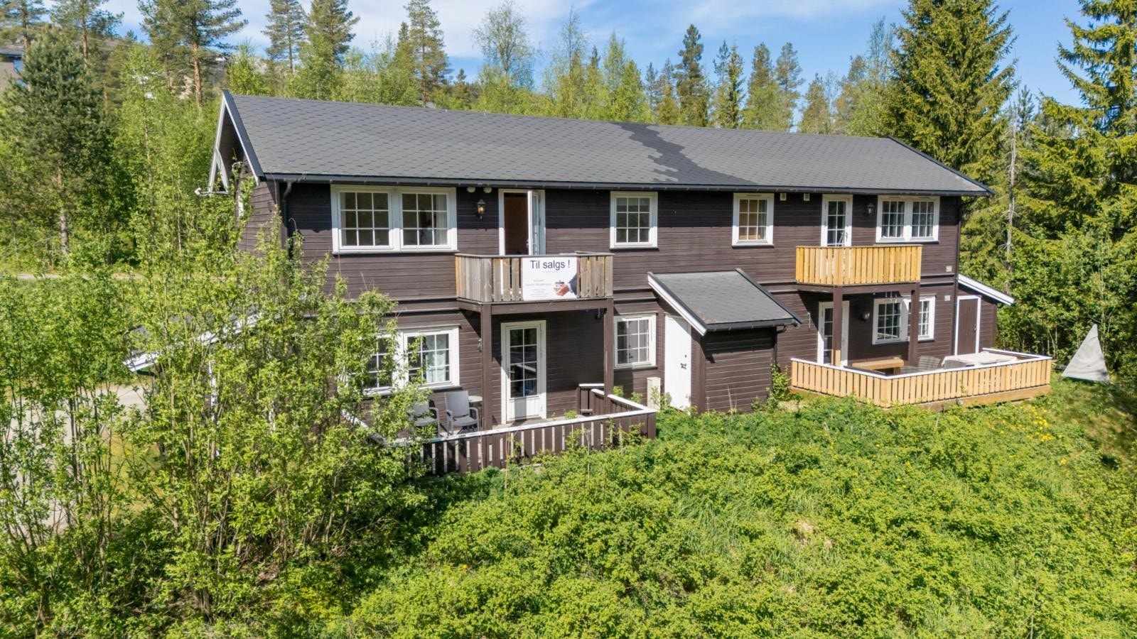 Leiligheten ligger i sameie som består totalt av 4 leiligheter. Galleribilde