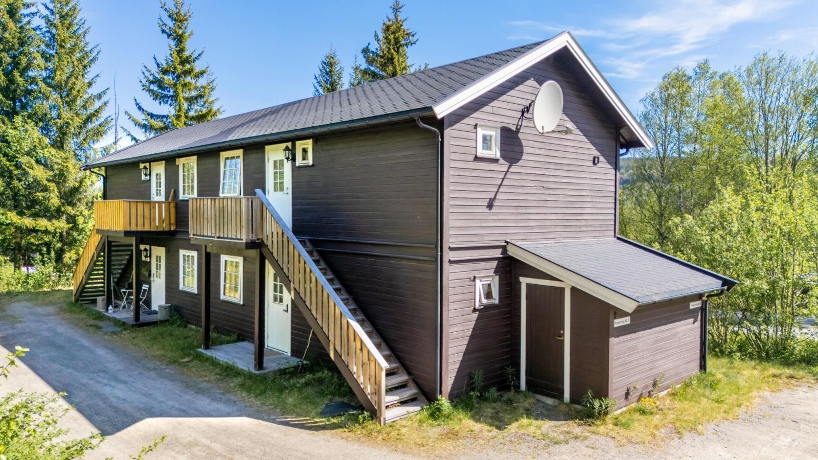 Leiligheten ligger i 2. etasje Galleribilde