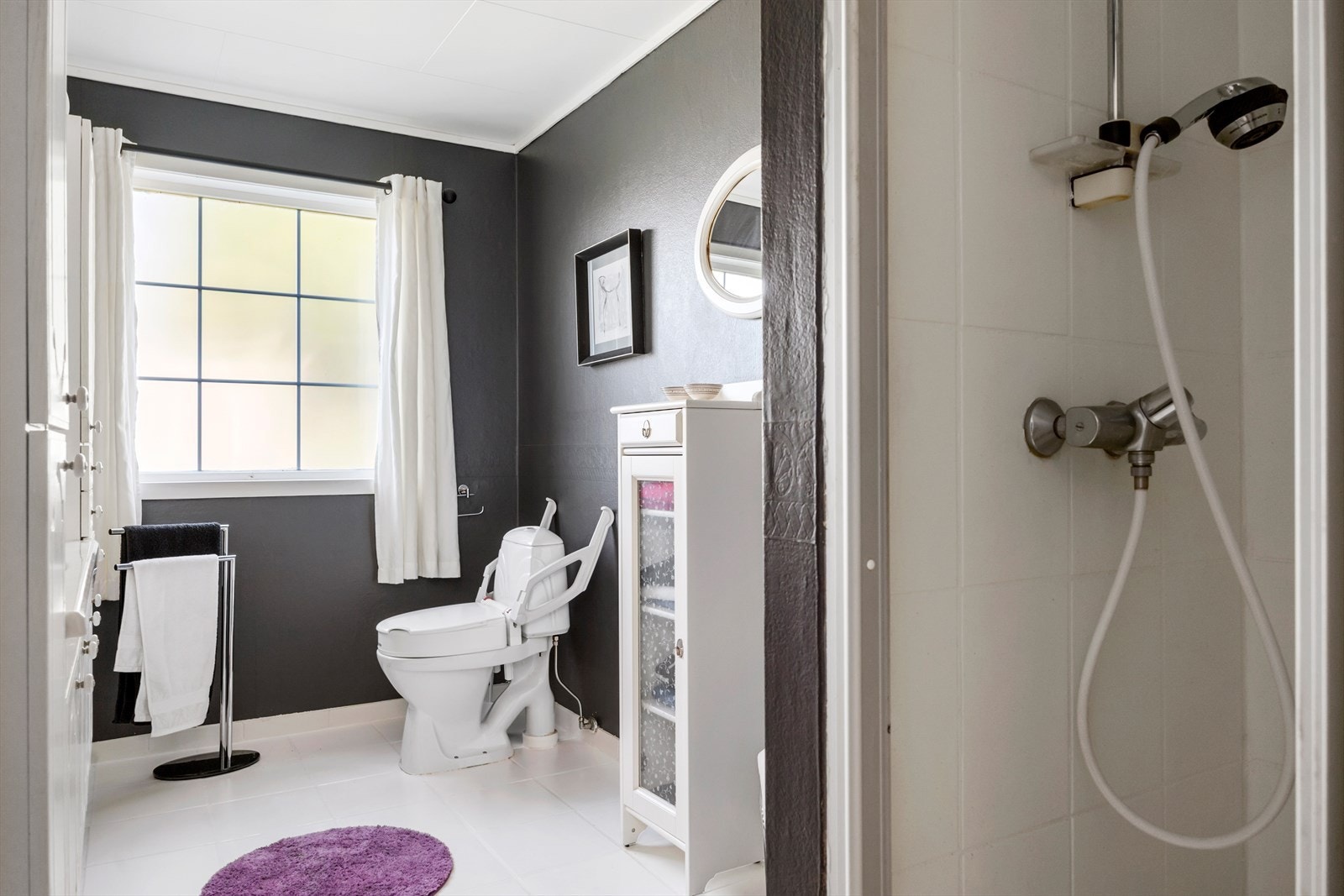 Baderom. Galleribilde