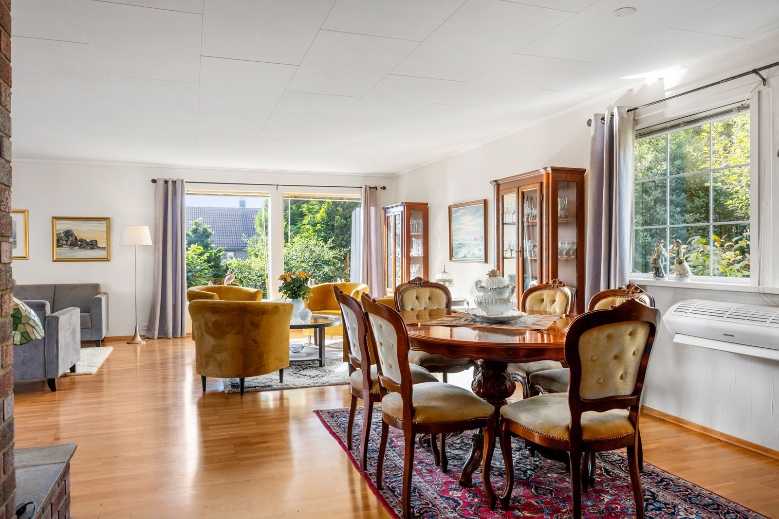 Fin spiseplass. Galleribilde