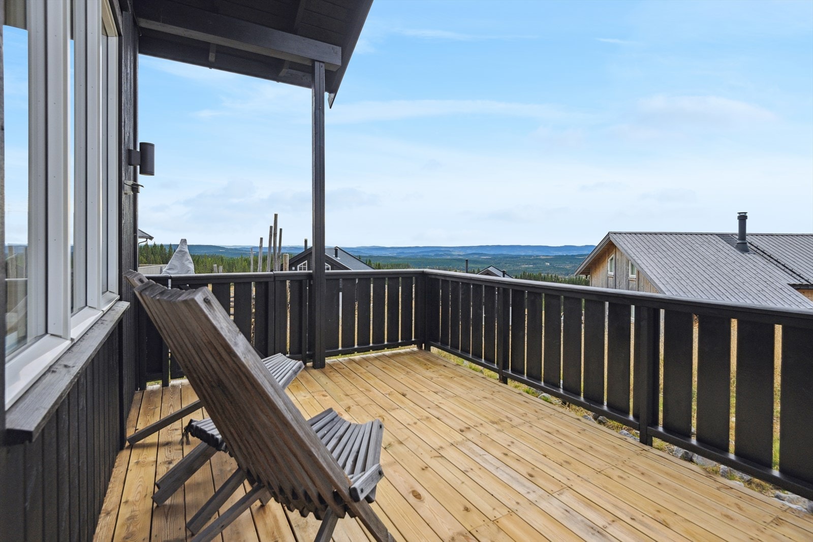 Flott utsikt til omkringliggende natur. Galleribilde