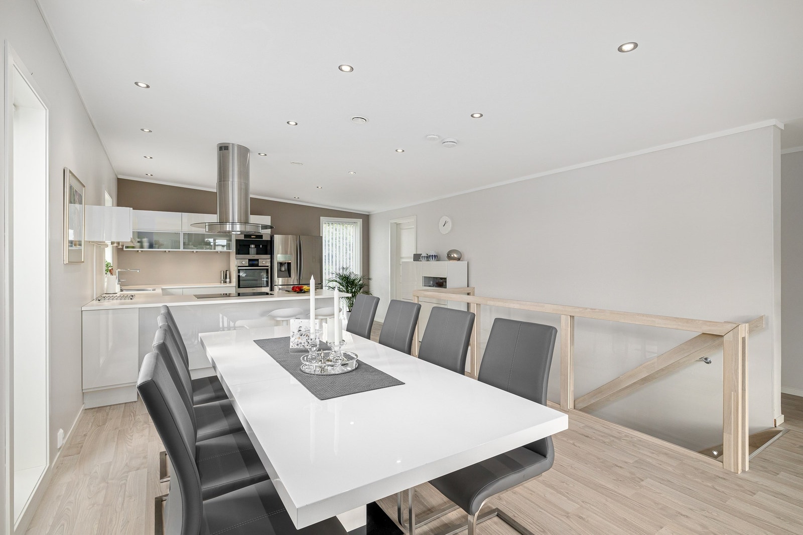 Samtlige hvitevarer medfølger. Galleribilde