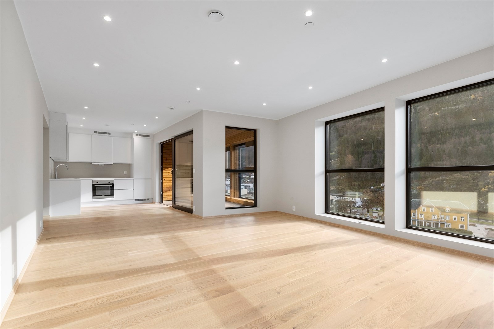 Stue/kjøkken med fin utsikt Galleribilde