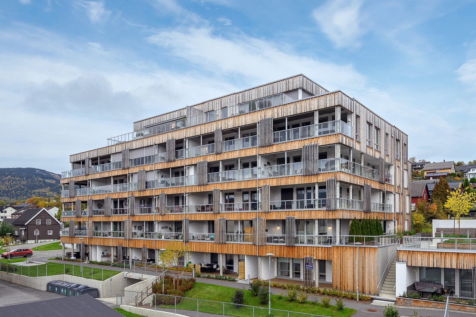 Kvartal 17 består av to bygg, en A-Blokk og en B-blokk og et "bytorg" i mellom byggene. Galleribilde