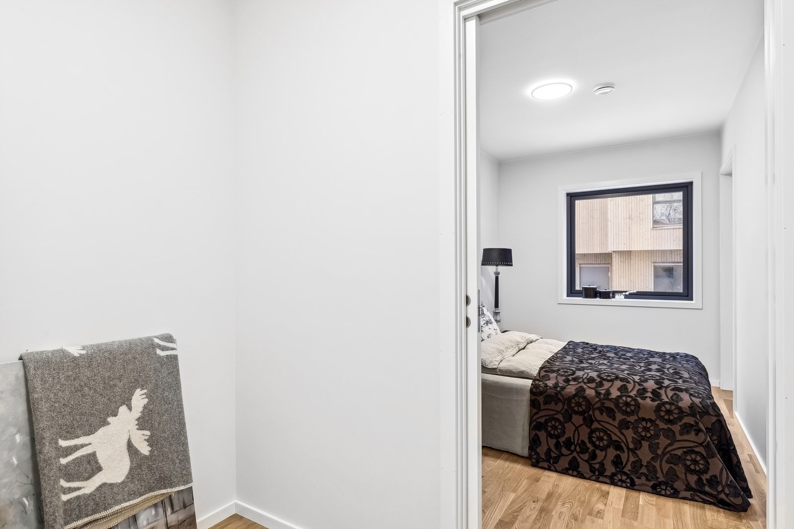 Bod/Walk-in-løsning for soverommet. Galleribilde