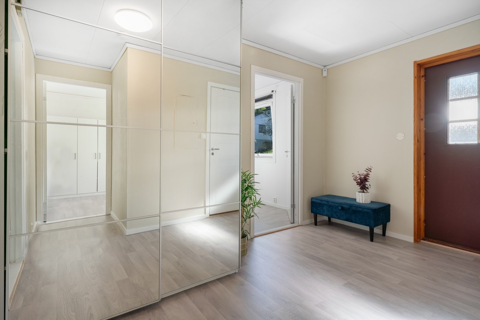 - Vi beveger oss videre ned til boligens separate underetasje - Galleribilde