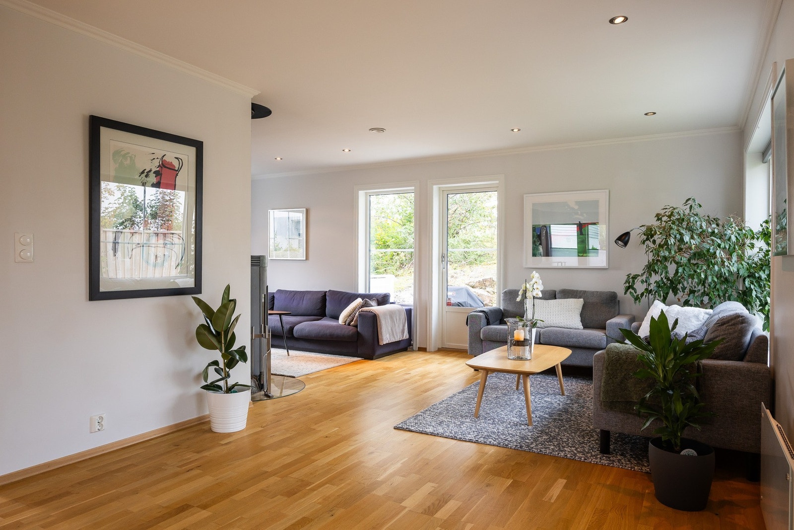 Fleksibel planløsning med plass til flere sosiale soner. Galleribilde