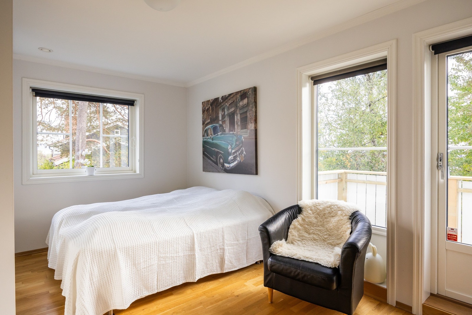 Hovedsoverom med utgang til egen balkong med gode solforhold. Galleribilde