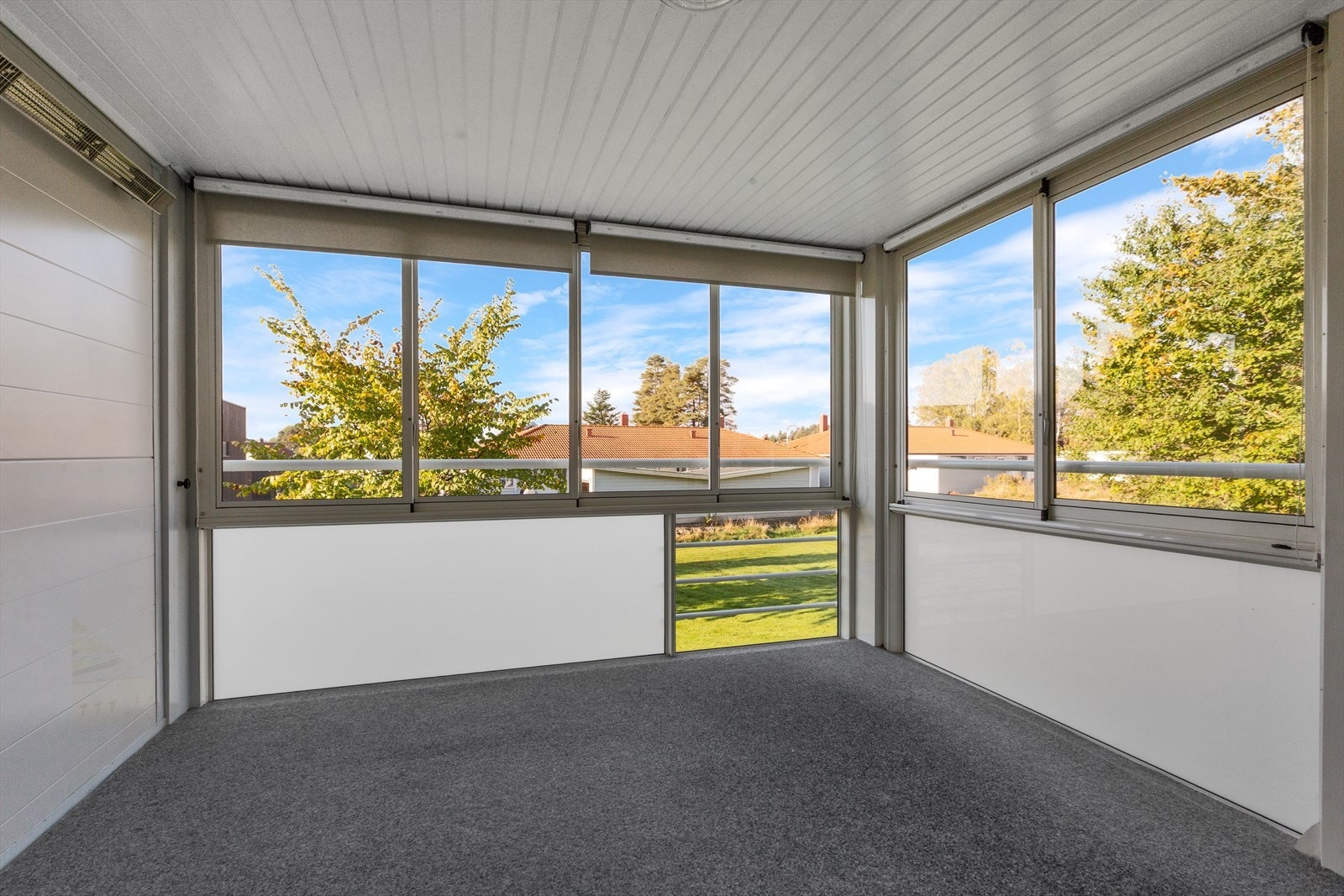 Innglasset balkong Galleribilde