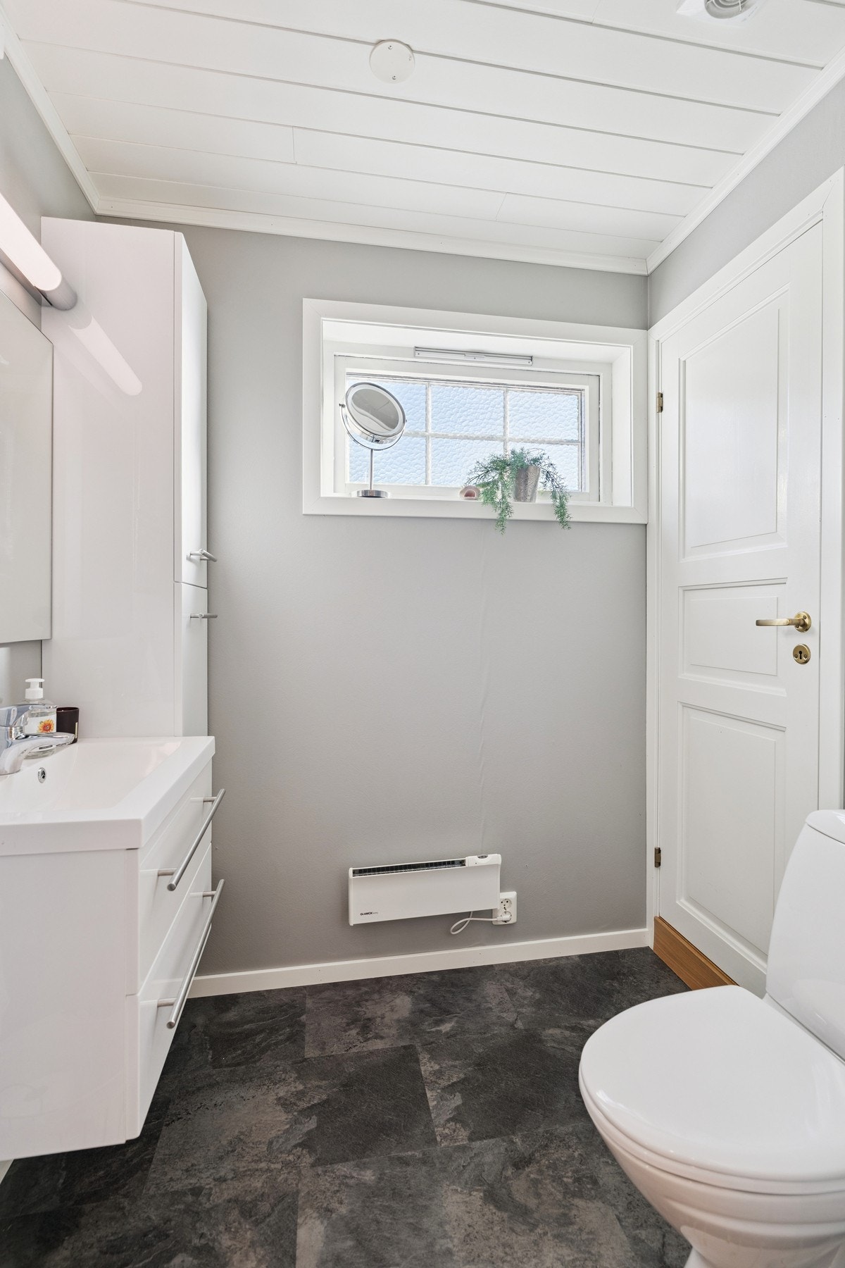 Toalett i hovedetasje Galleribilde