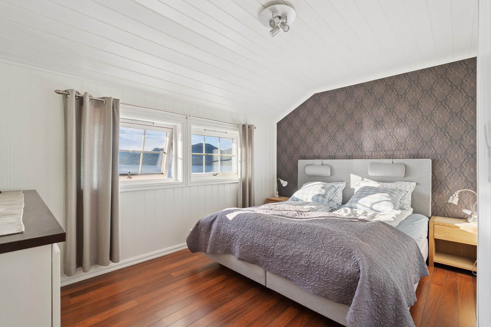 Soverom 1 loftetasje Galleribilde