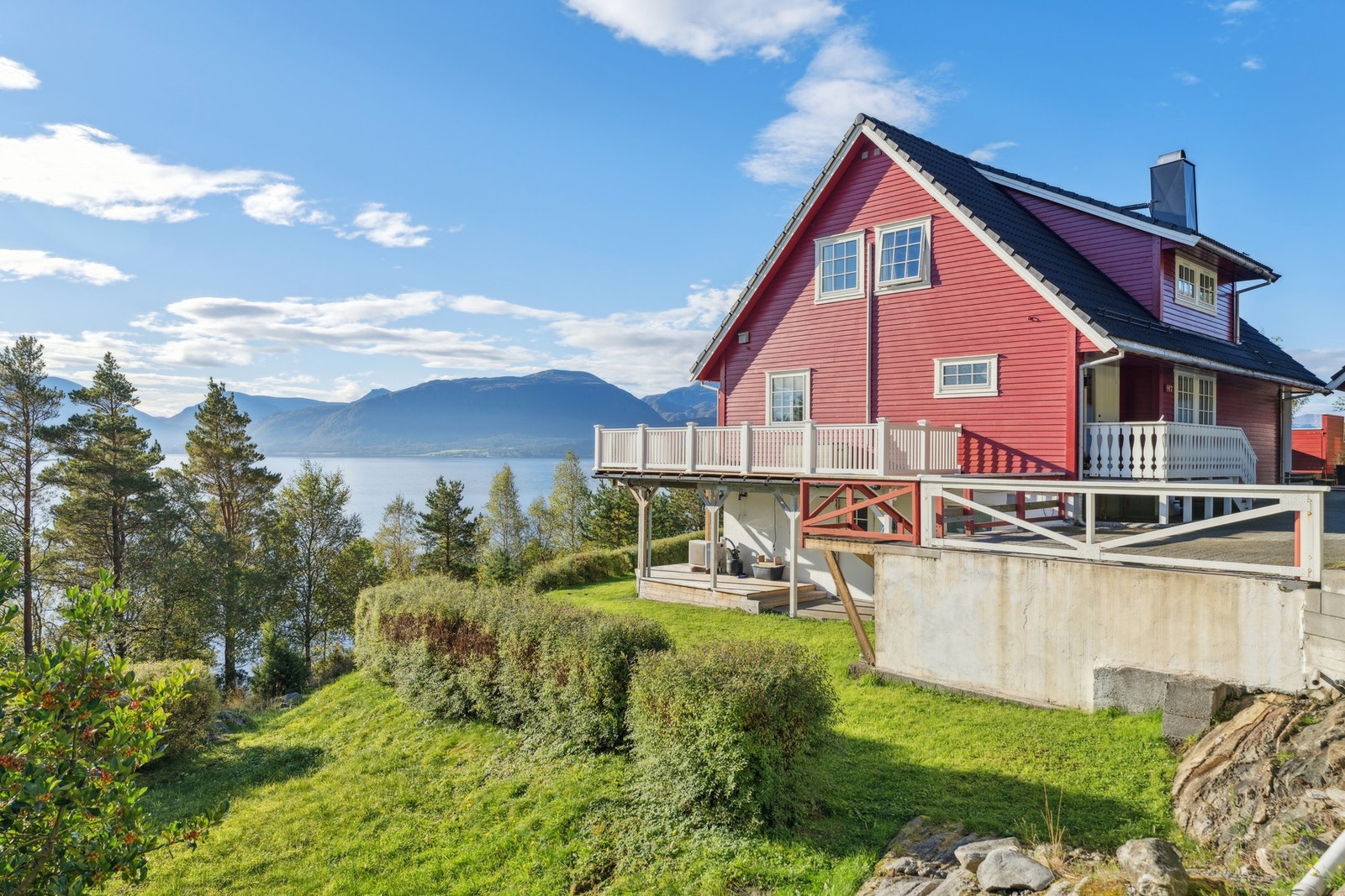 Pent opparbeidet uteområdet Galleribilde