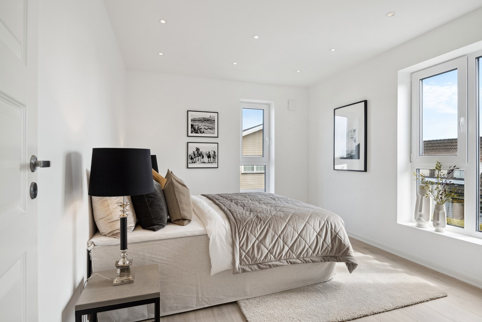 Boligen har tre gode soverom. Galleribilde