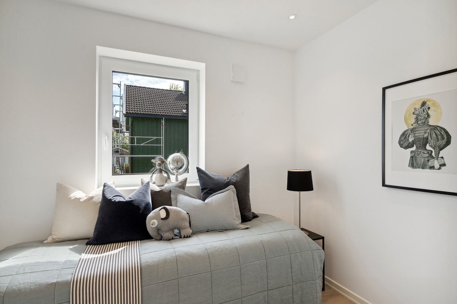 Soverom III har en god størrelse slik at dette også kan benyttes som barnerom, gjesterom eller kontor. Galleribilde