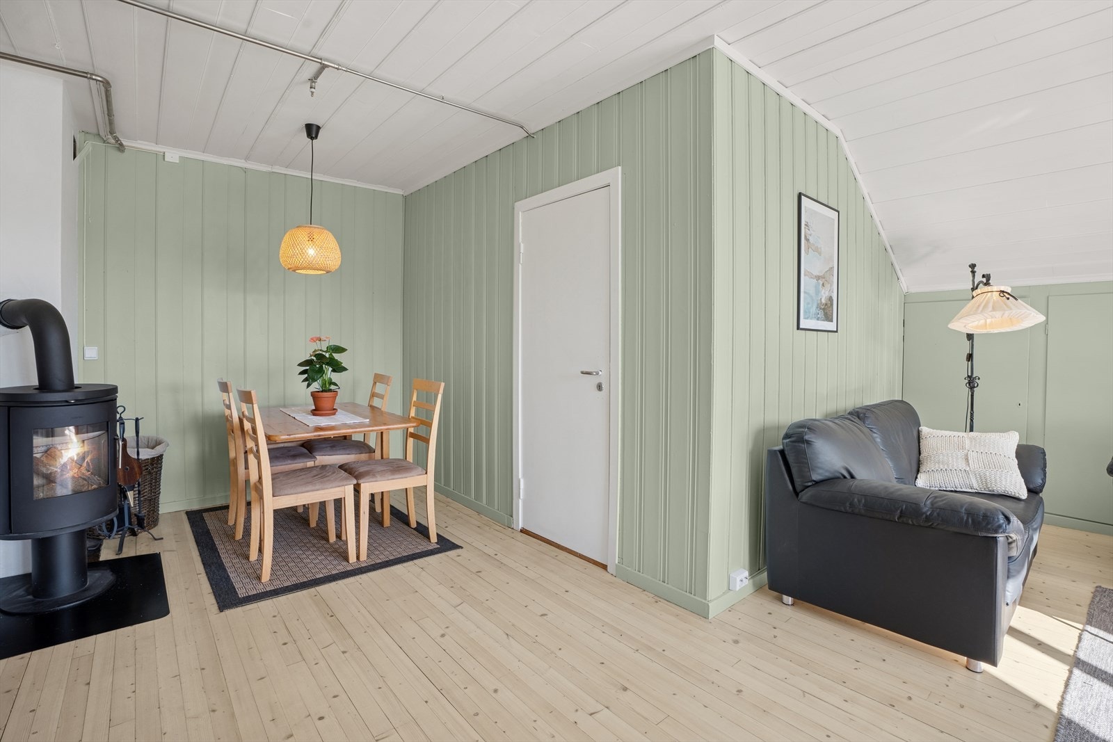 Peisovn gir en trivelig atmosfære på kjølige dager. Galleribilde