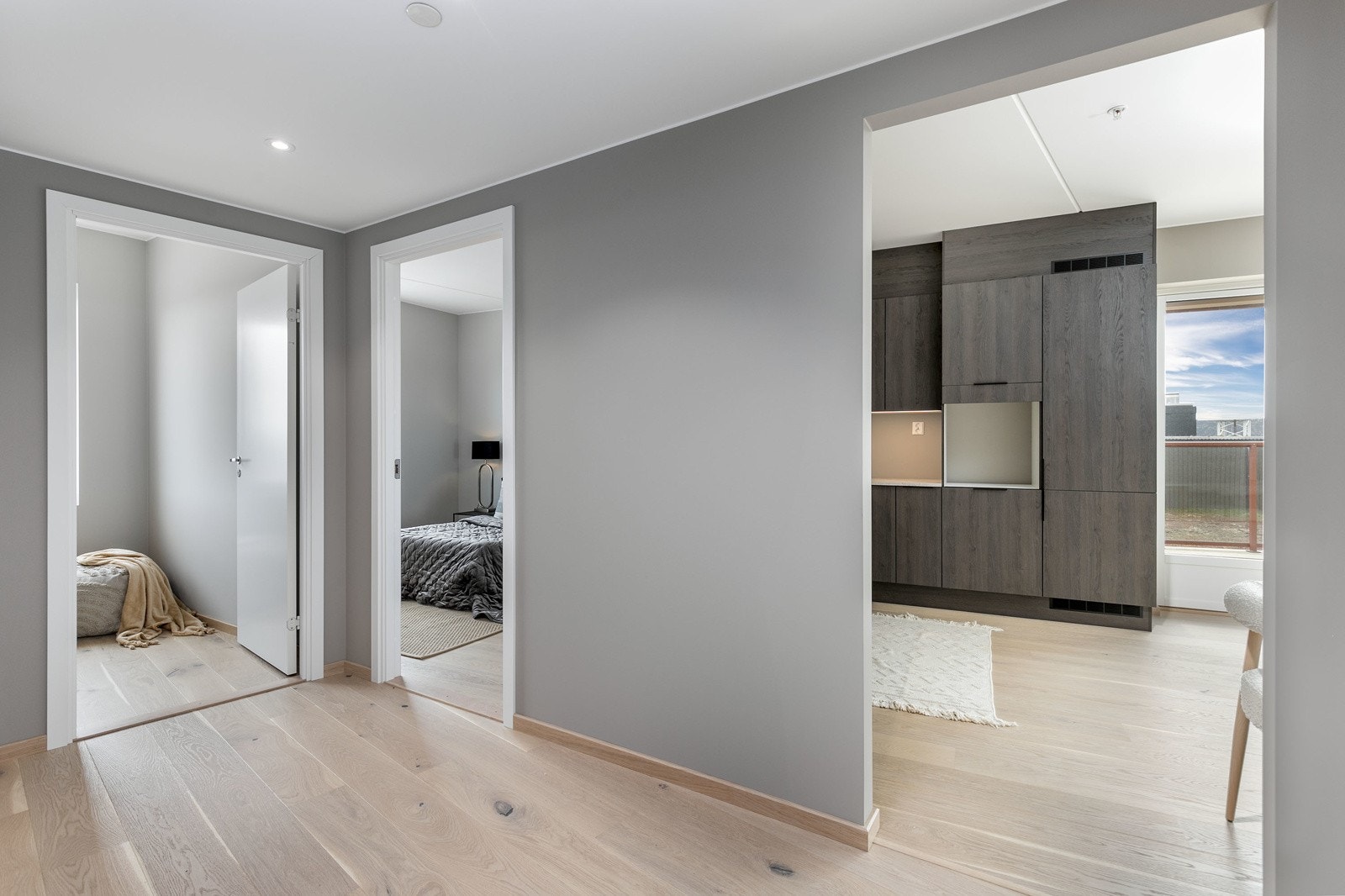 Gangen sørger for rask tilgang til de øvrige rom i leiligheten Galleribilde