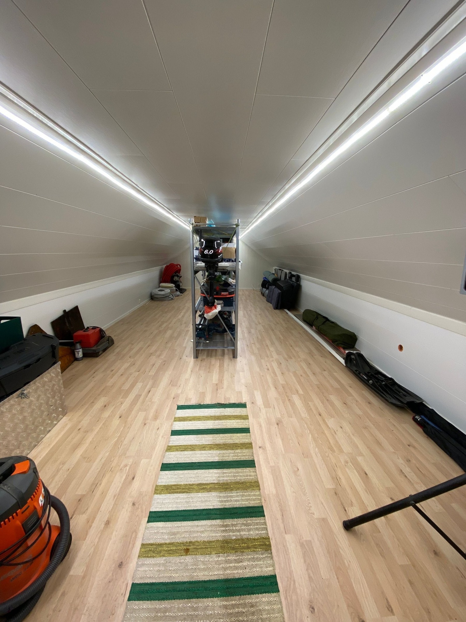 Bod over garasje. Tilkomst via utvendig trapp Galleribilde