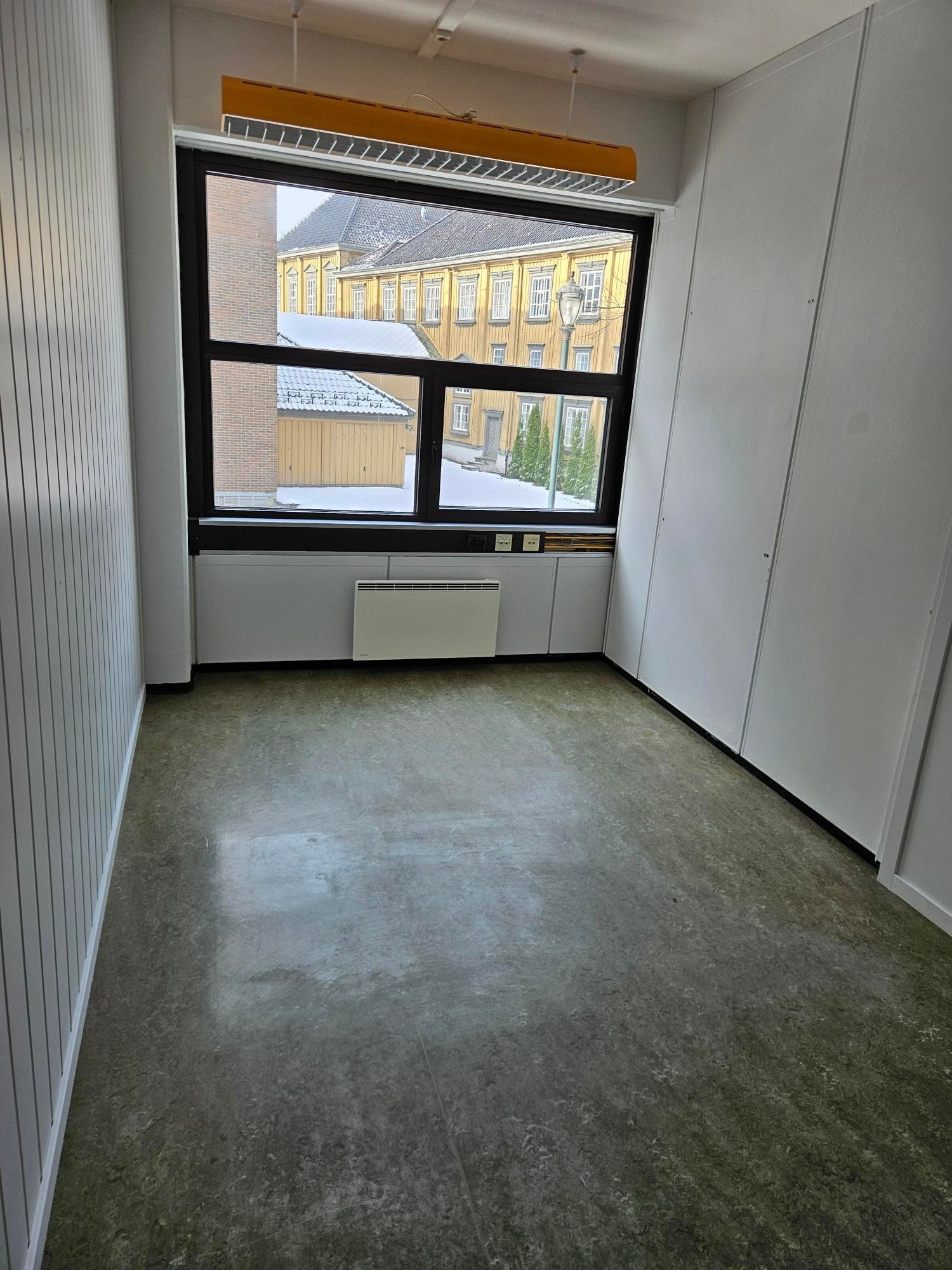 Kontor ca 10 kvm - 2. etg. Galleribilde