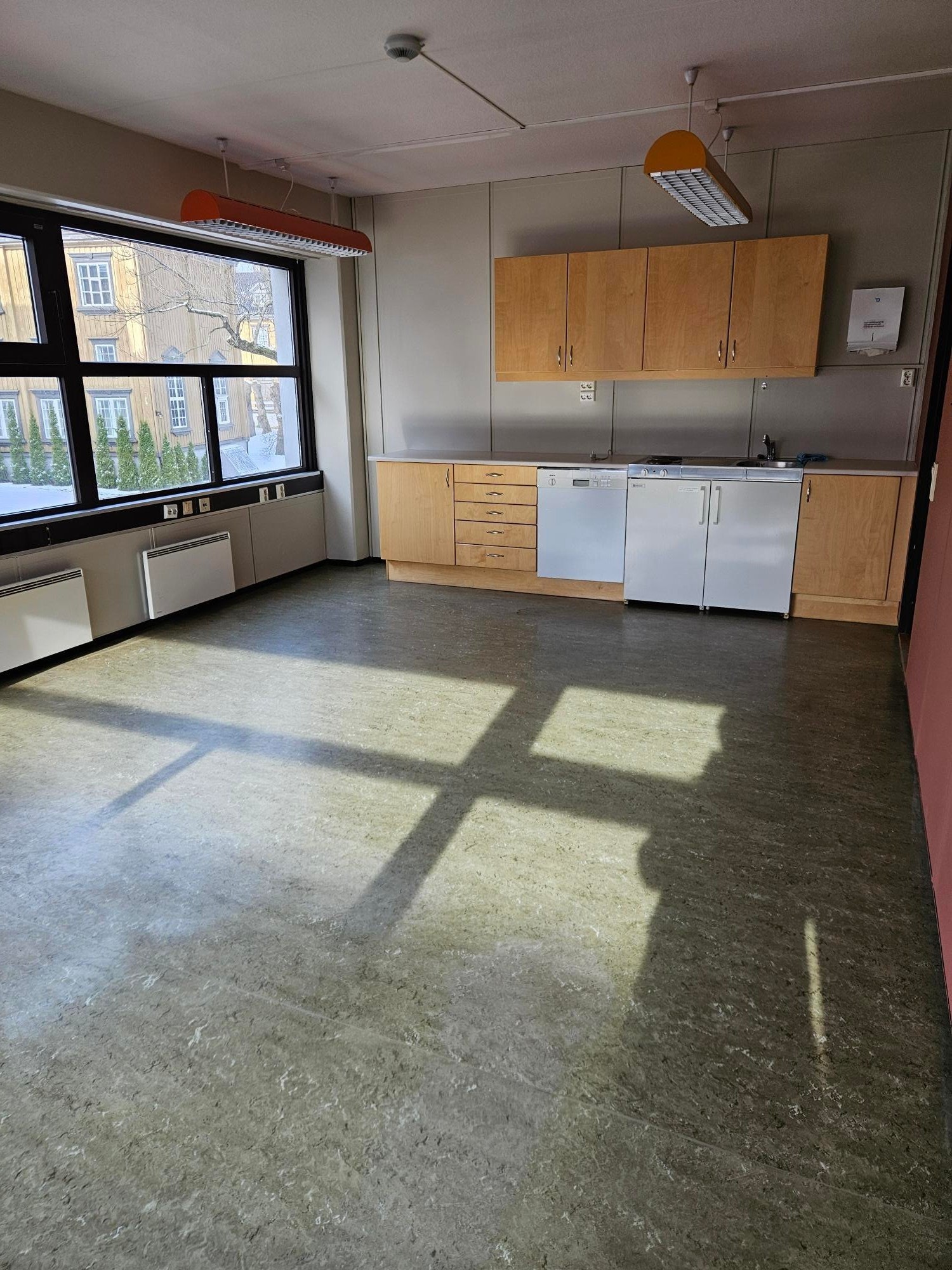 Kontor ca 26 kvm - 2. etg. Galleribilde