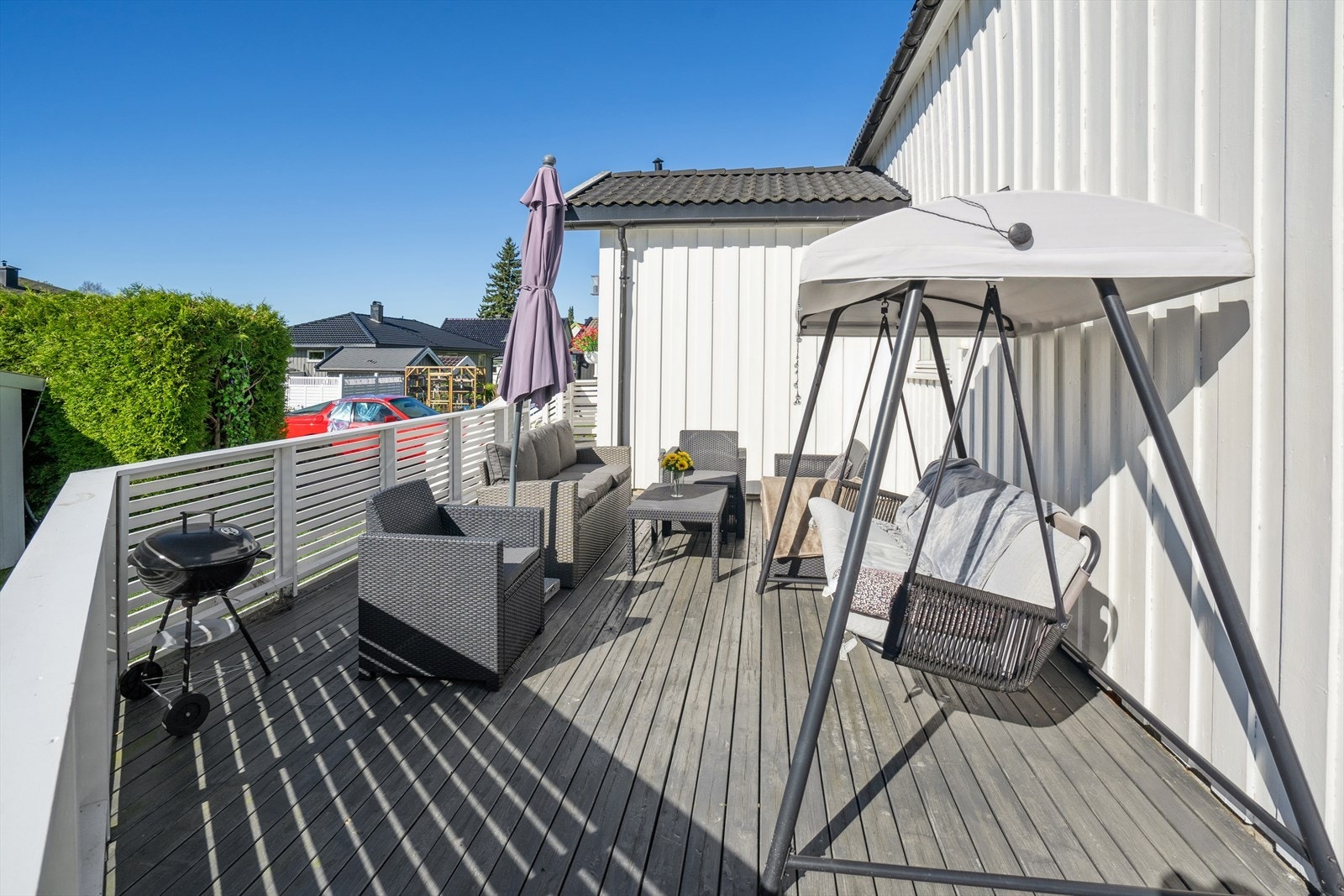 Man har en stor og solrik terrasse på hele 35m². Galleribilde
