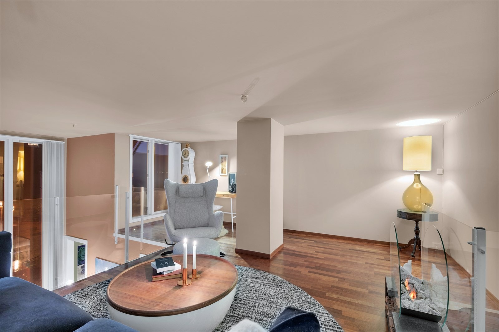 En veldig kjekk og romslig hems Galleribilde