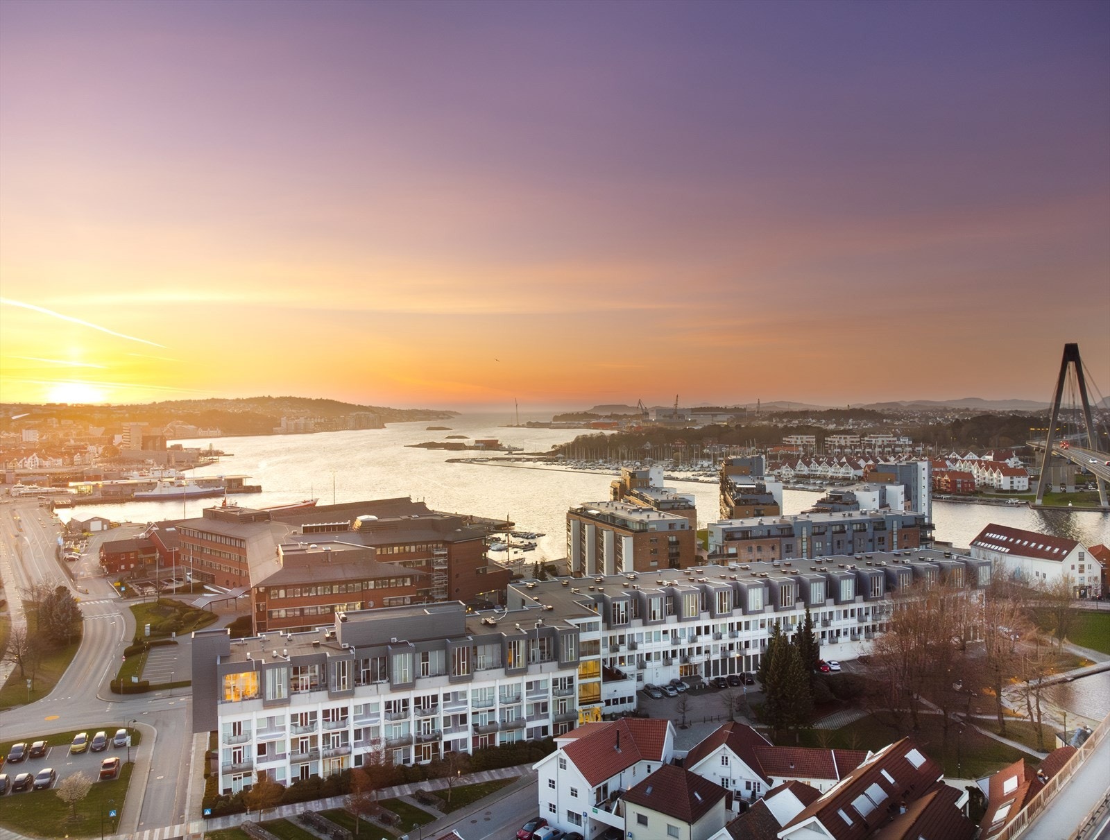 Notar v/Lillian Tunge har gleden av å presentere en sentrumsnær og ettertraktet selveierleilighet i Verven 2B - en leilighet utenom det vanlige Galleribilde