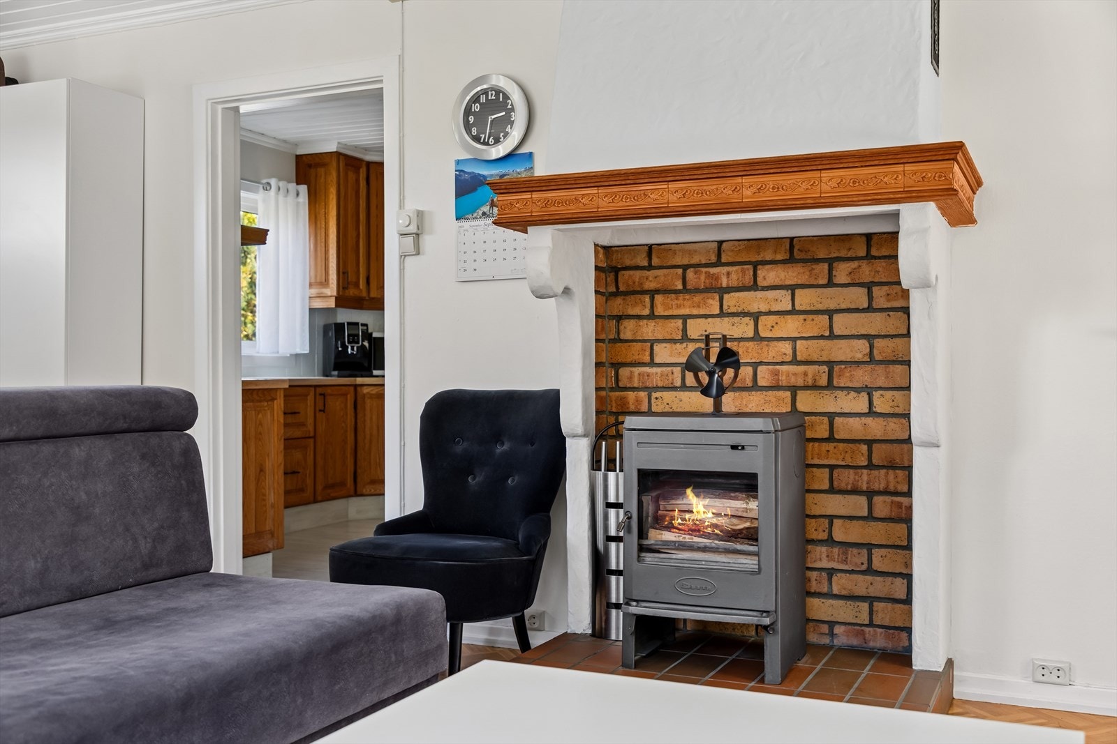 En vedovn gir både varme og ekstra hygge på kjølige dager, og bidrar til en lun og koselig stemning året rundt. Galleribilde