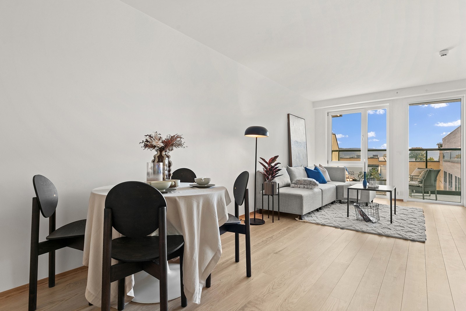 Leilighetene preges av en tidløs stil med kvalitetsmaterialer og avstemte farger. Galleribilde