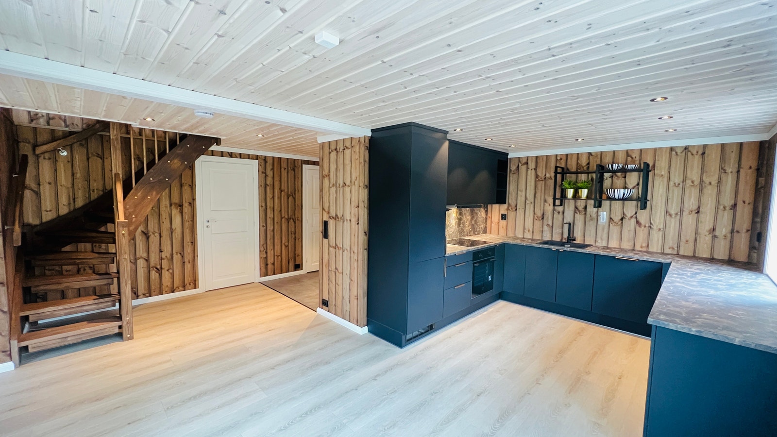 Stort kjøkken Galleribilde