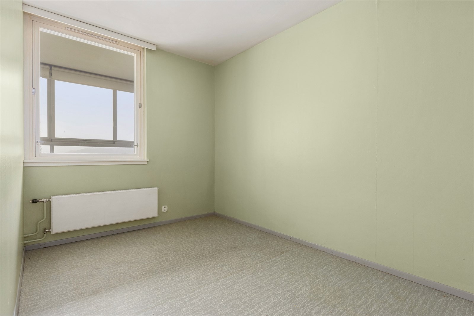 Hvor alle er god på størrelse med plass til seng og garderobeløsning. Galleribilde