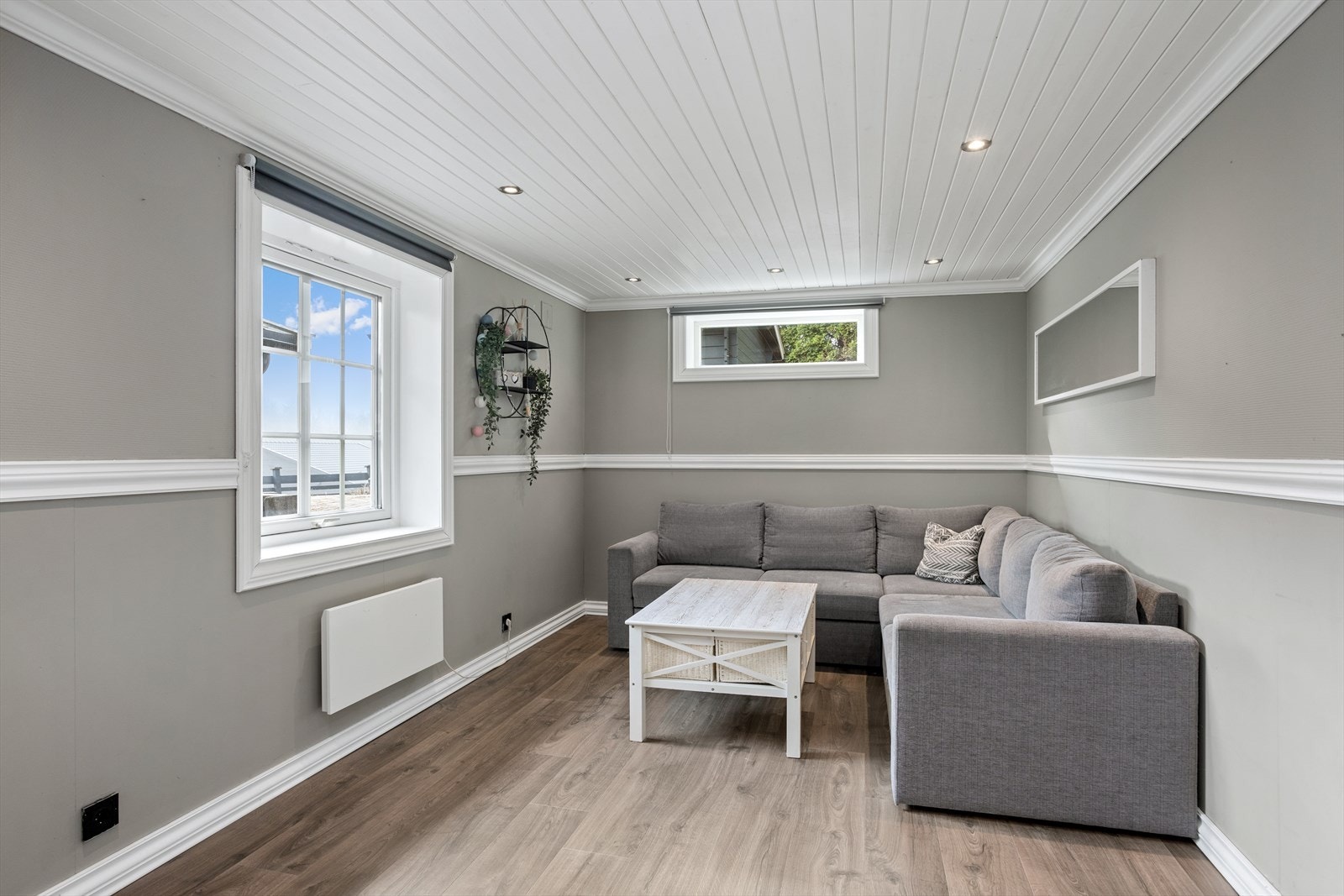 Soverom 2 - Blir i dag brukt som kjellerstue Galleribilde