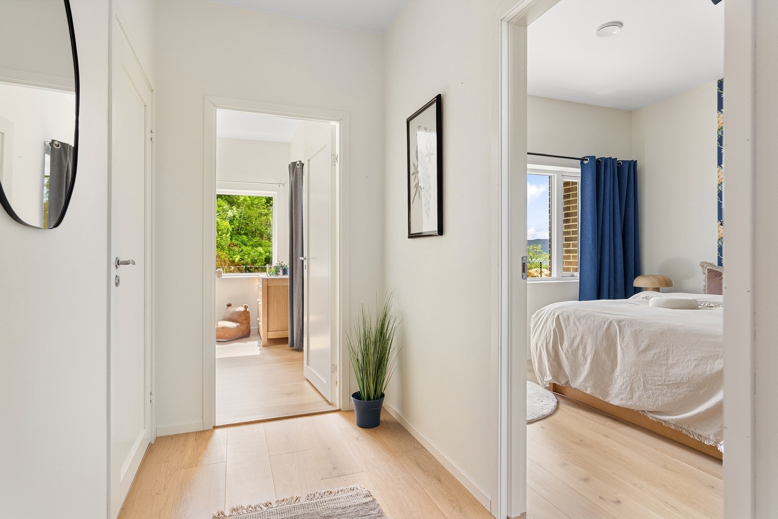 Lyse og tivelige rom med gode kvaliteter. Galleribilde