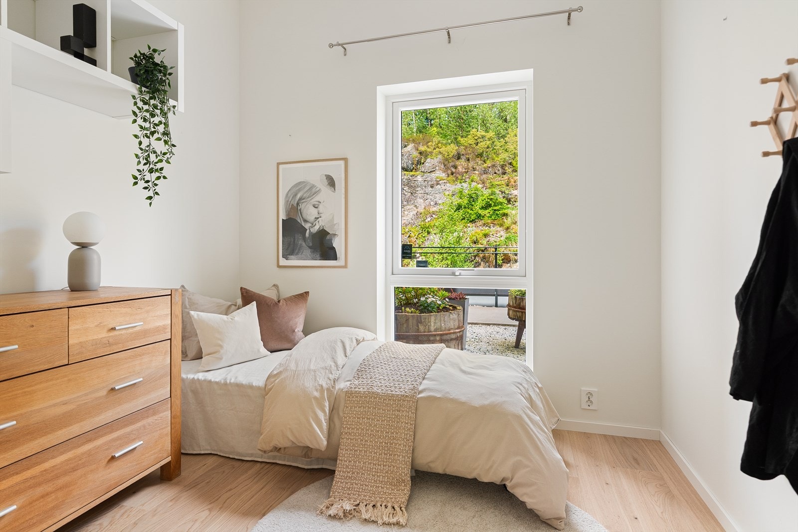 Det er god takhøyde i alle rom. Man får en god romfølelse. Galleribilde